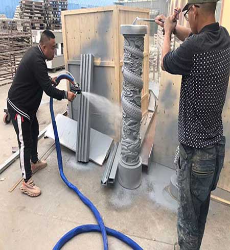 泡沫舞臺道具噴涂聚脲結(jié)實嗎(圖1) 泡沫舞臺道具噴涂聚脲結(jié)實嗎